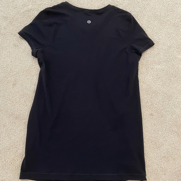 Lululemon Top - Picture 3 of 5